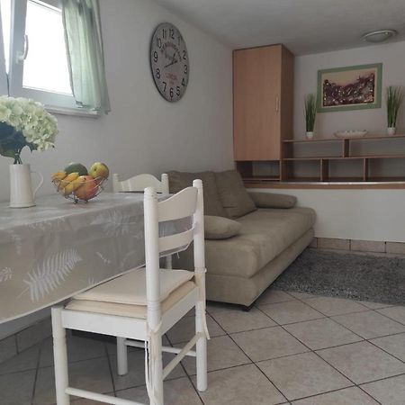 Studio Apartment Petrov Szybenik Zewnętrze zdjęcie