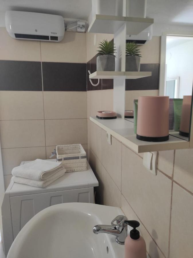 Studio Apartment Petrov Szybenik Zewnętrze zdjęcie