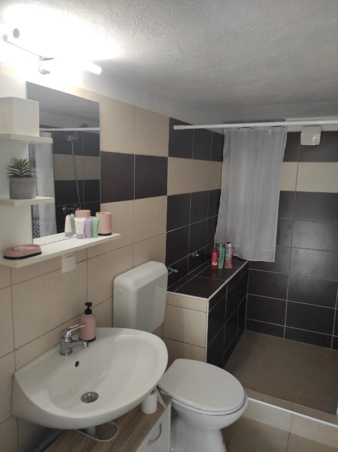 Studio Apartment Petrov Szybenik Zewnętrze zdjęcie